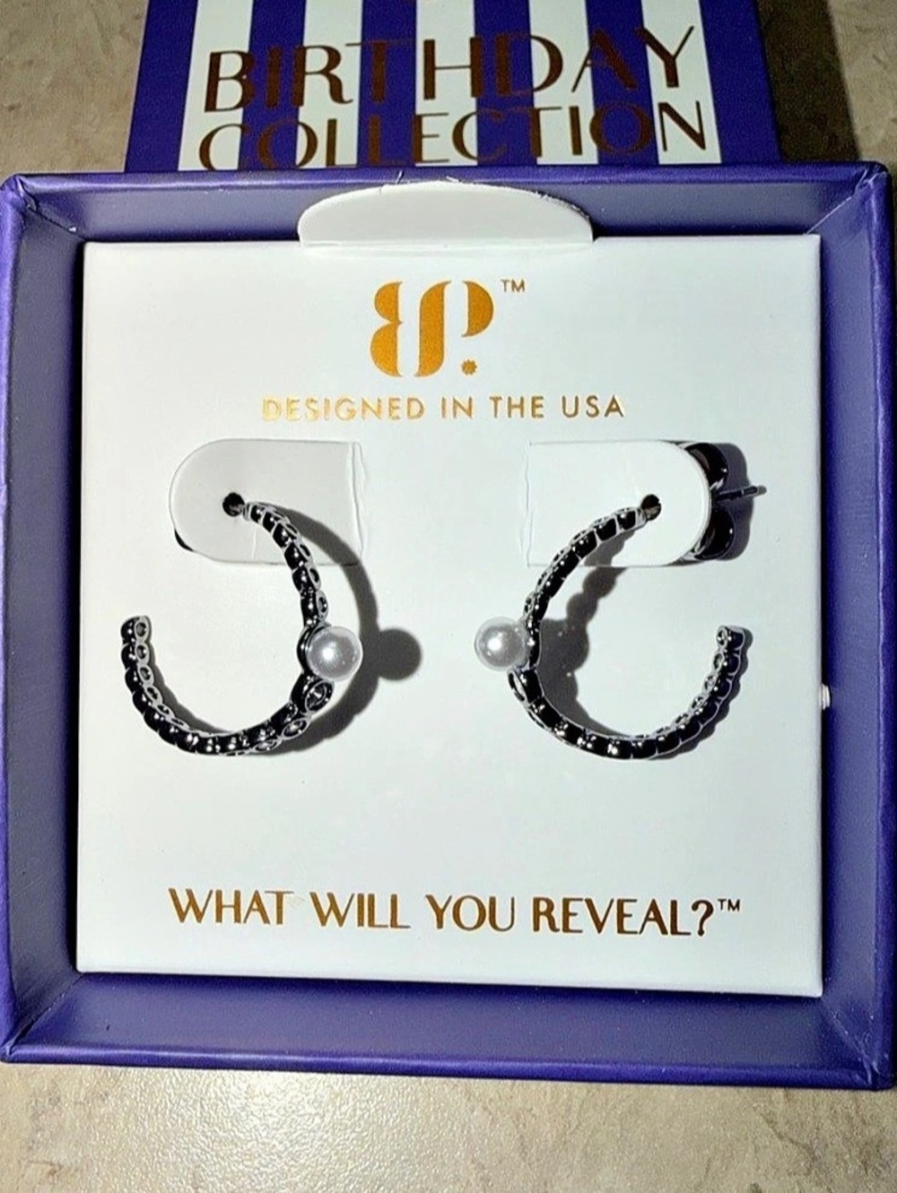 Bomb Party June Earrings-Sleek Radiance Pearl on Hematite ER746111